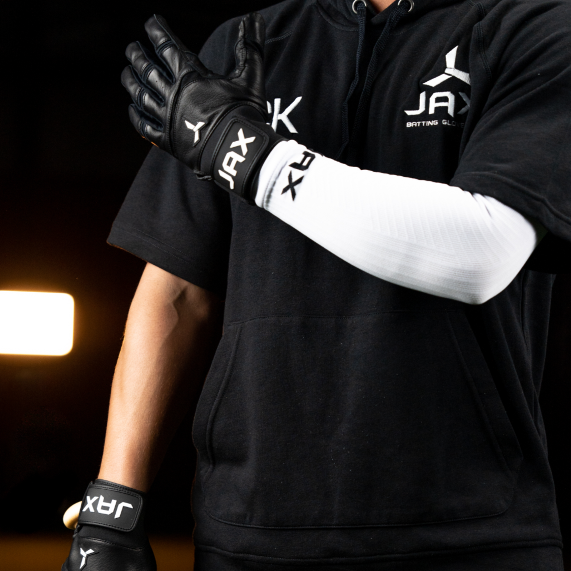 Jax Model One Onyx Black - Pro Cuff